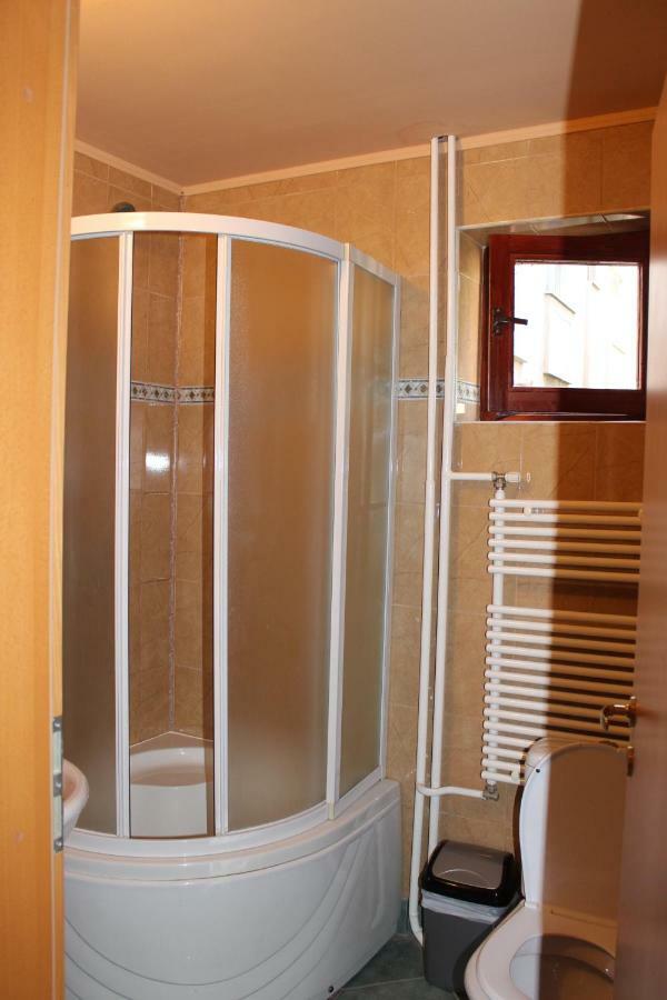 Rooms Cristian Deva Buitenkant foto